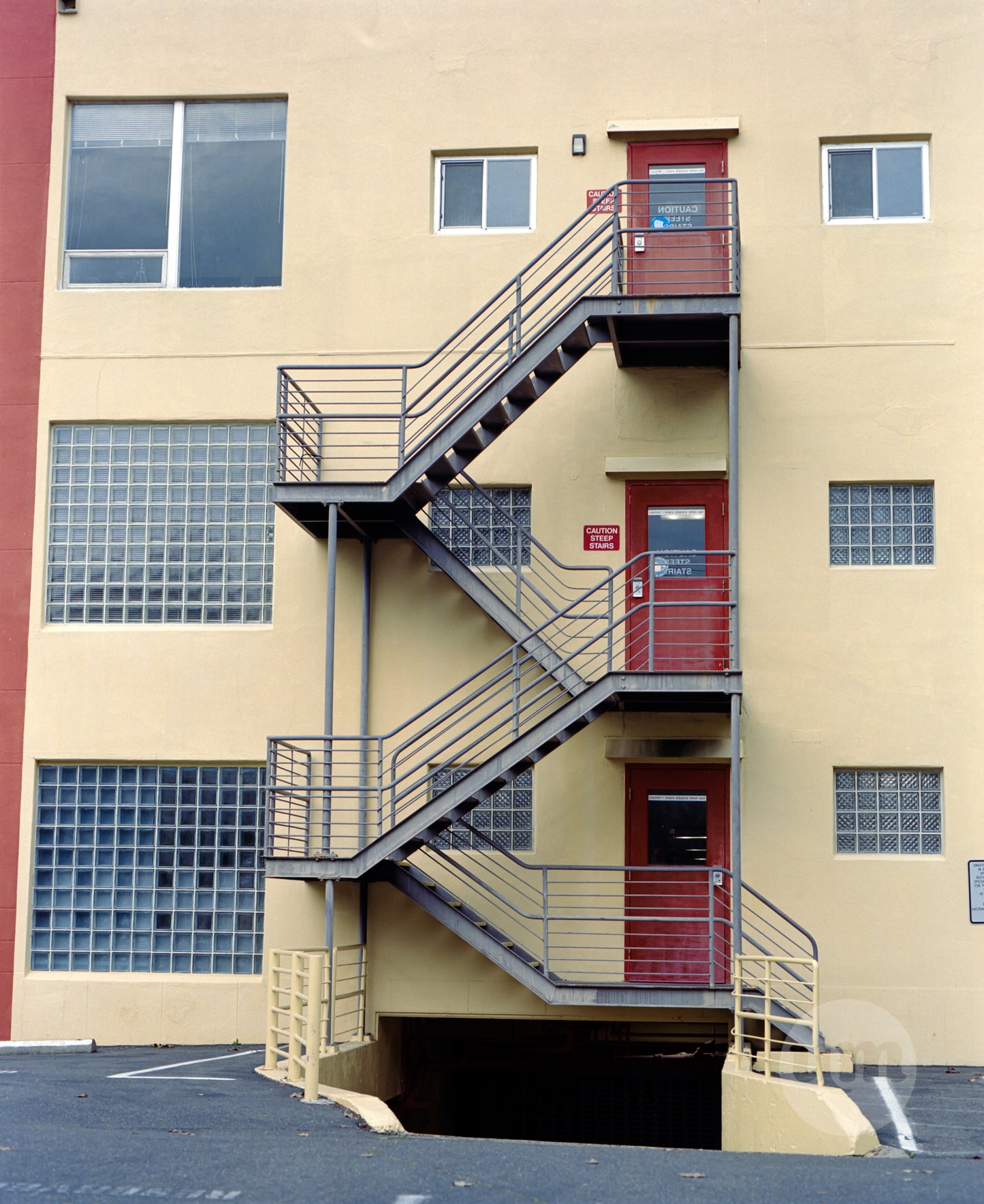 3 Floors